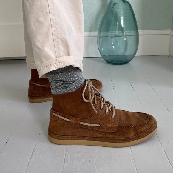 UGG Mens Boots Shoes Size 11.5 Brown Leather Vibram 1006144 Chukka Lace Up Mid - Picture 2 of 5